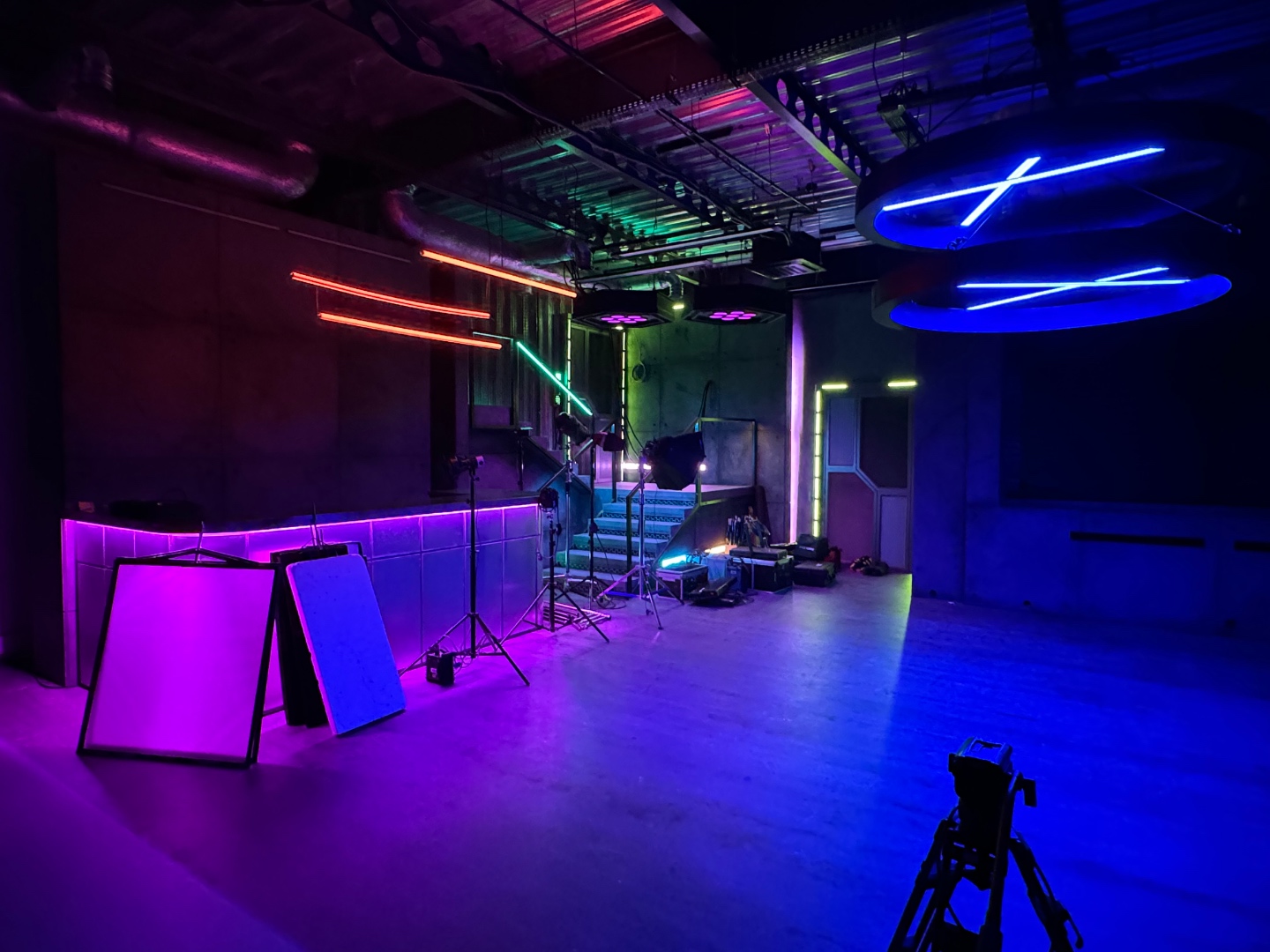 Studio 9